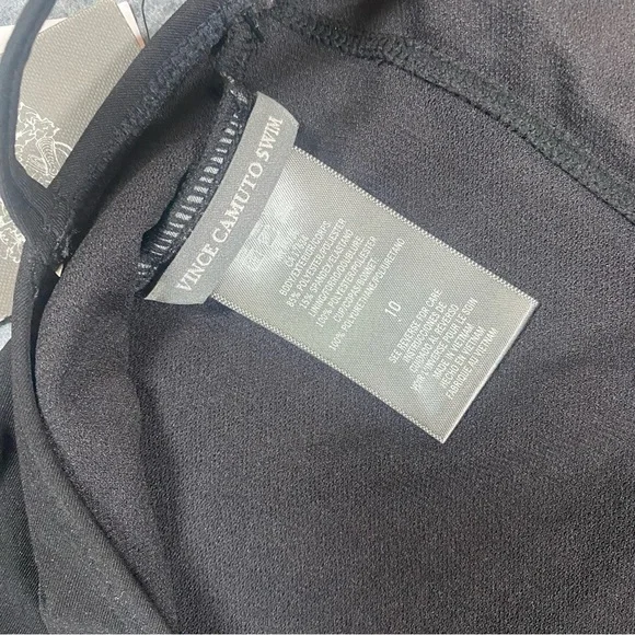 NWT Vince Camuto Plunge Neck Halter Open Back One-Piece Swimsuit Size 10 Black - Picture 8 of 12